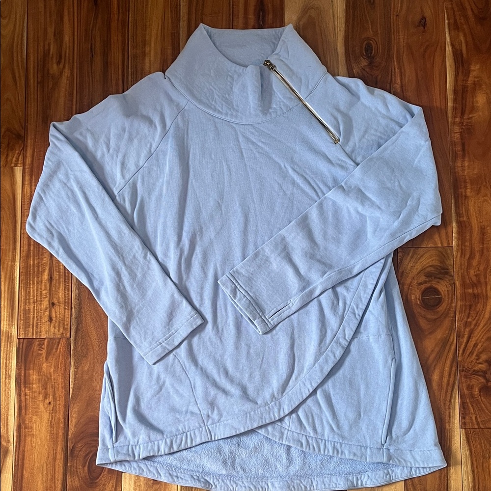 Duffield Lane light blue 100% cotton zip neck sweatshirt - large